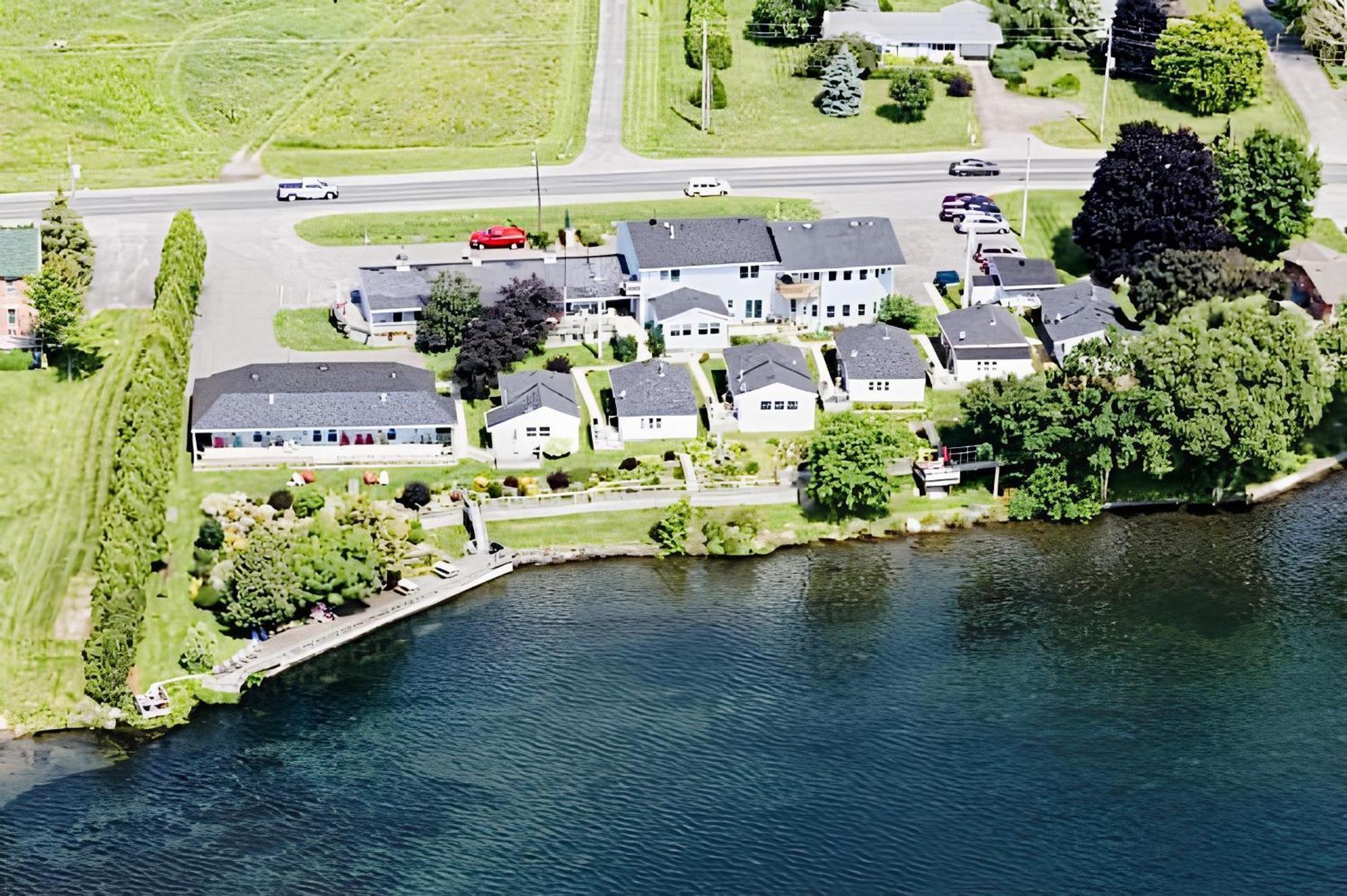 Dewar'S Inn And Cottages 普雷斯科特 外观 照片